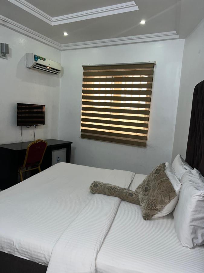 Grand Palazzo Hotel Gwarimpa Abuja Exterior foto